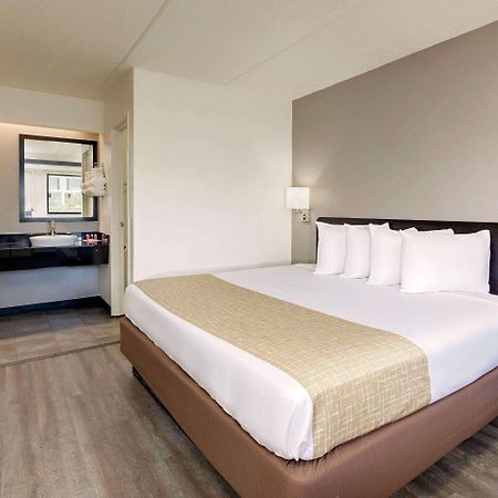 Travelodge By Wyndham College Park Exteriér fotografie